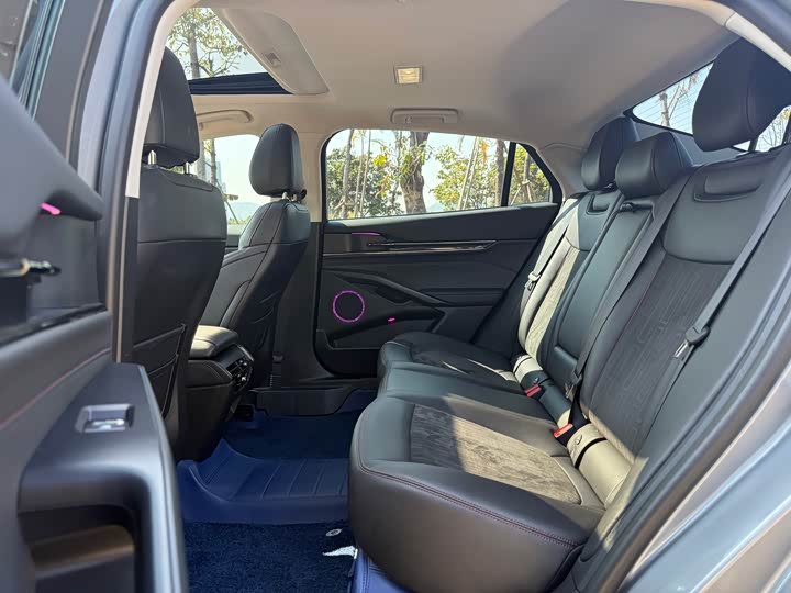 Фото 6 - Ford Mondeo