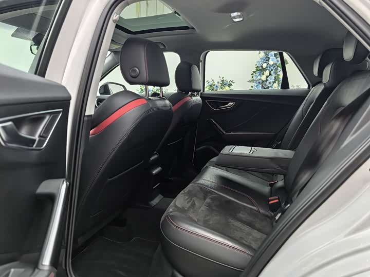 Фото 7 - Audi Q2L