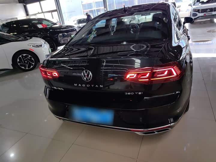 Фото 6 - Volkswagen Magotan