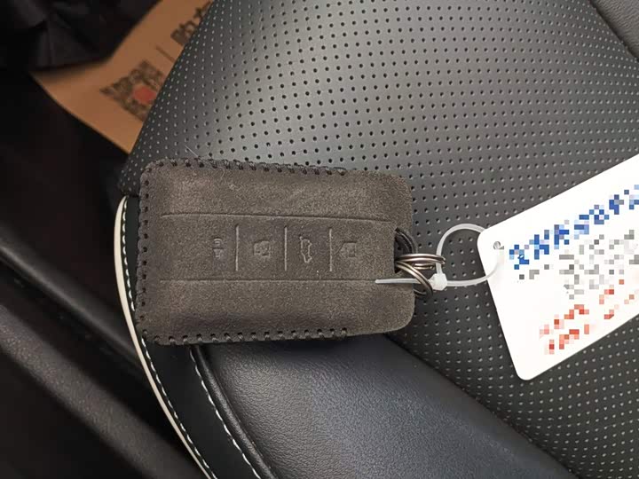 Фото 9 - Tank 300