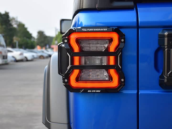 Фото 7 - Jeep Wrangler