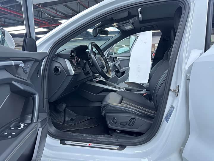 Фото 4 - Audi A3