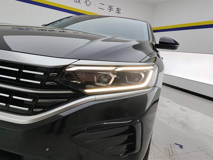 Фото 5 - Volkswagen Passat