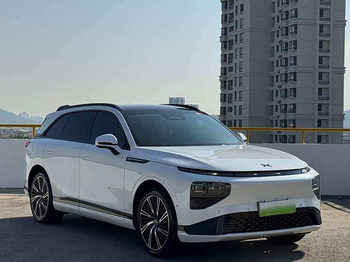 Фото 3 - XPeng G9