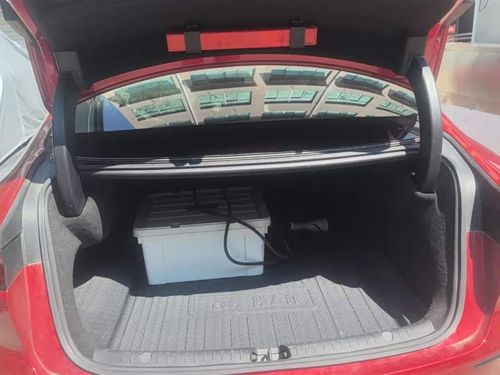 Фото 4 - BYD Han