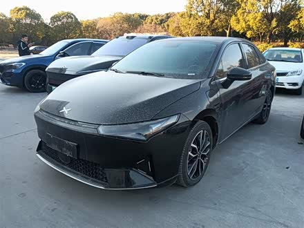Фото 1 - XPeng P5