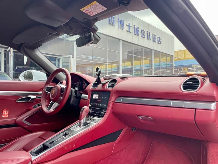 Фото 3 - Porsche 718