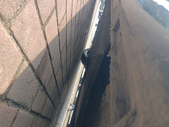 Фото 2 - Hongqi H9