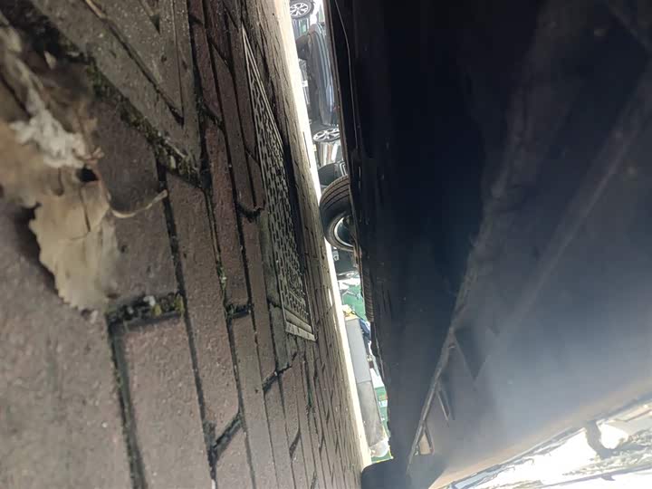 Фото 8 - Hongqi H9