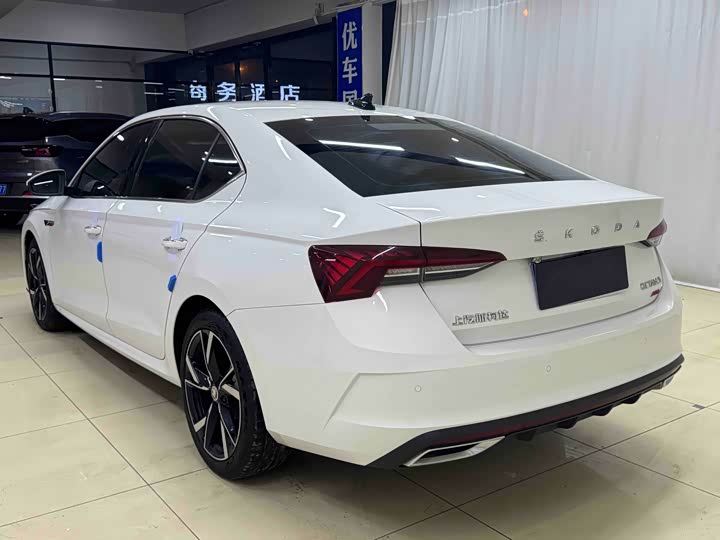 Фото 4 - Skoda Octavia Pro