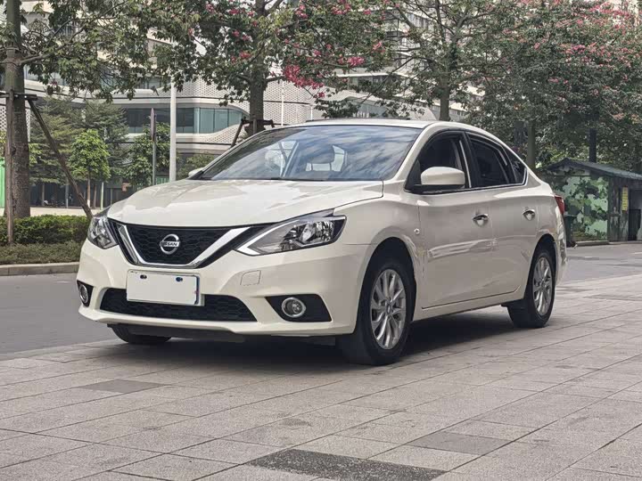 Фото 1 - Nissan Sylphy