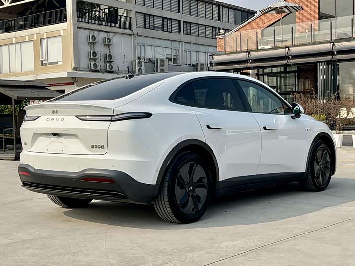 Фото 5 - Nio Onvo L60