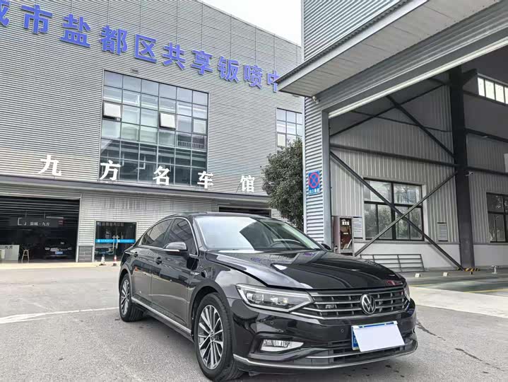 Фото 3 - Volkswagen Magotan