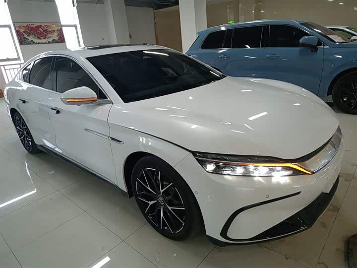 Фото 4 - BYD Han