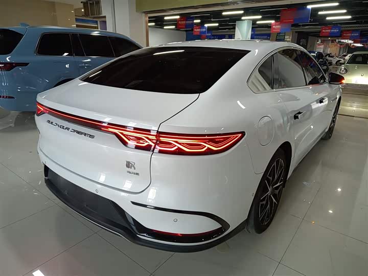 Фото 7 - BYD Han