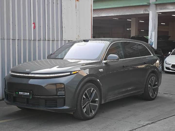 Фото 1 - LiXiang L7