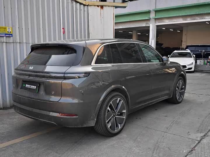 Фото 9 - LiXiang L7