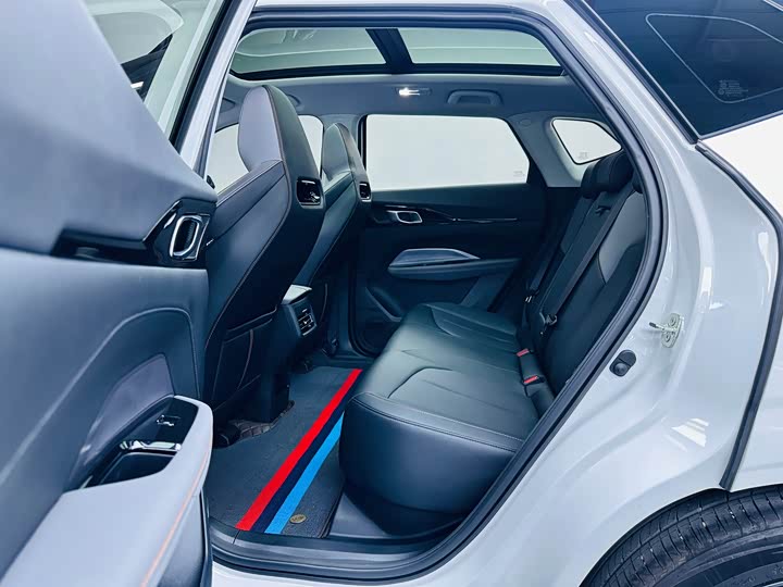 Фото 9 - Changan Oshan Z6