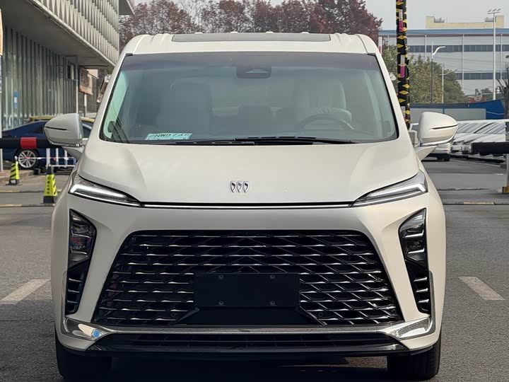 Фото 2 - Buick GL8 Hybrid