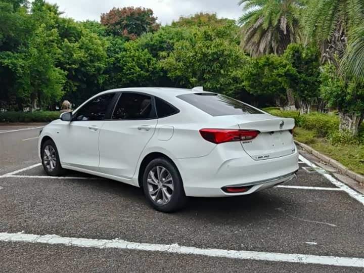 Фото 4 - Buick Verano