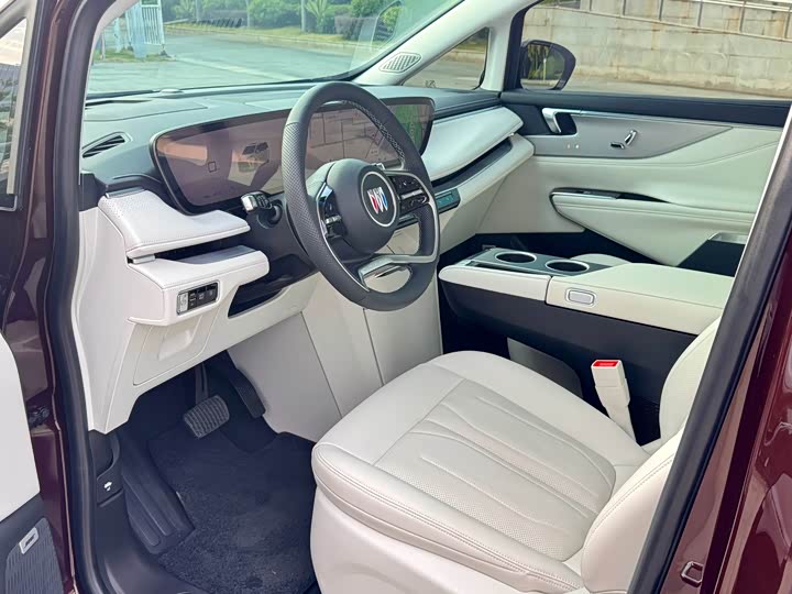 Фото 7 - Buick GL8 Hybrid