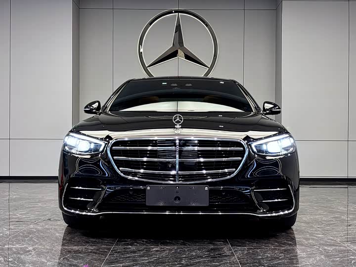 Фото 2 - Mercedes-Benz S-Class