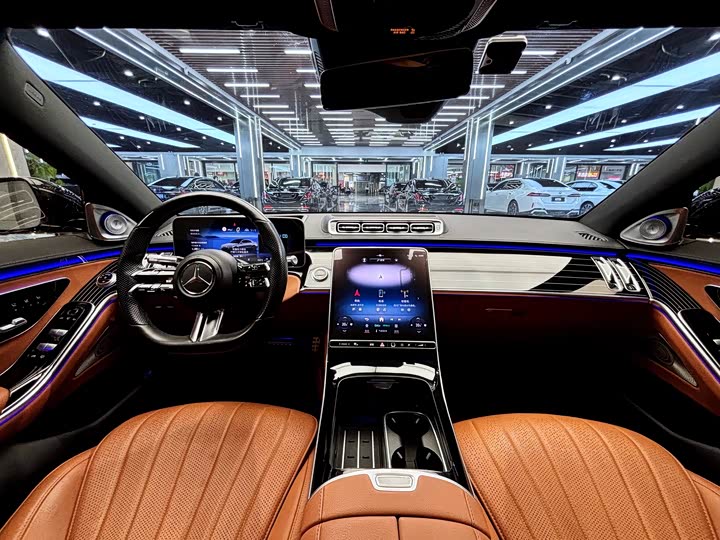 Фото 4 - Mercedes-Benz S-Class