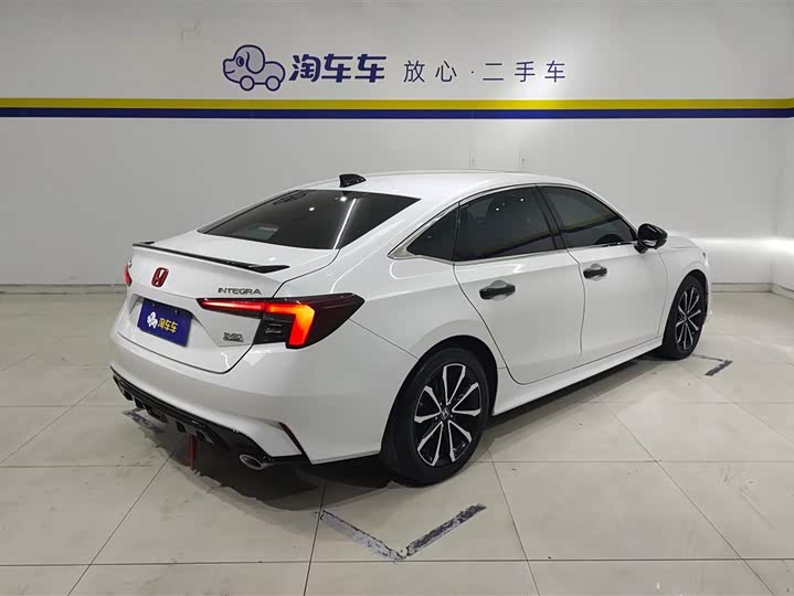 Фото 3 - Honda Integra