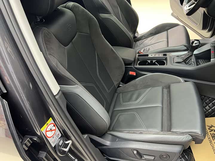 Фото 5 - Audi Q3 Sportback