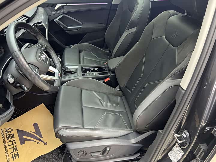 Фото 8 - Audi Q3 Sportback