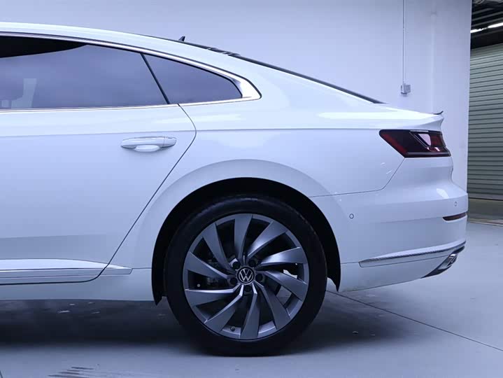 Фото 4 - Volkswagen CC