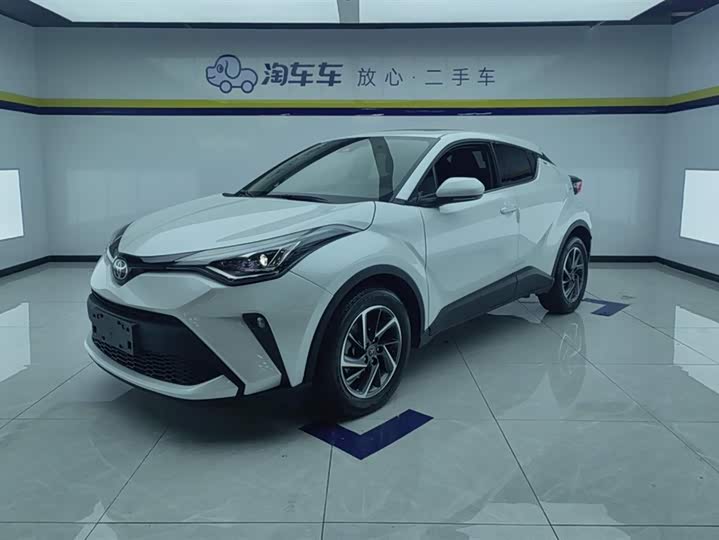 Фото 1 - Toyota C-HR