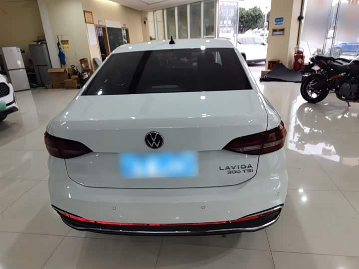 Фото 6 - Volkswagen Lavida