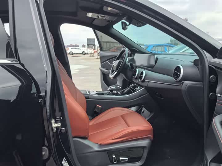 Фото 4 - Dongfeng Forthing T5 EVO