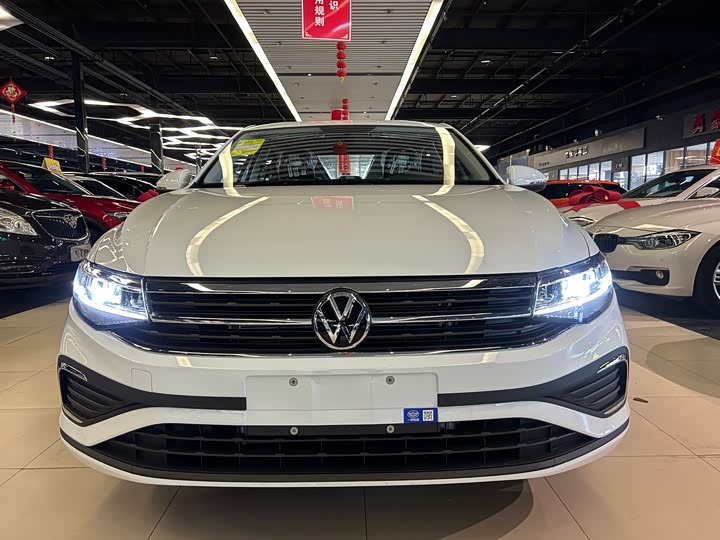 Фото 2 - Volkswagen Bora