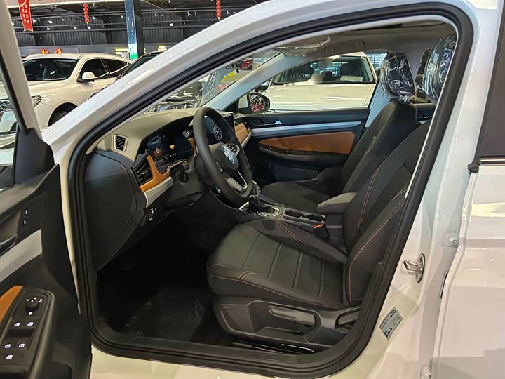 Фото 3 - Volkswagen Bora