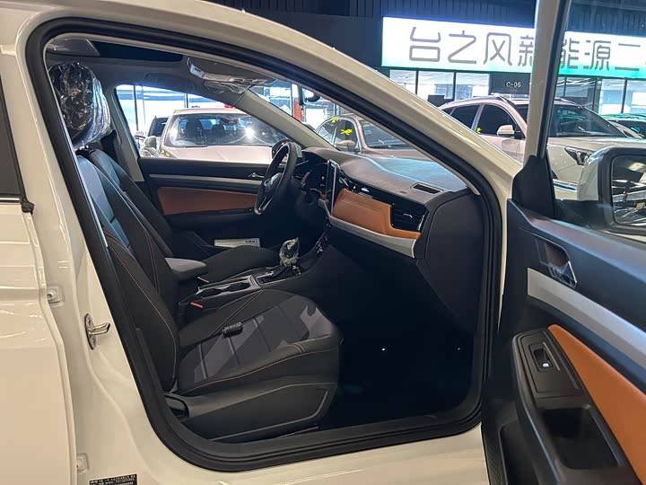 Фото 7 - Volkswagen Bora