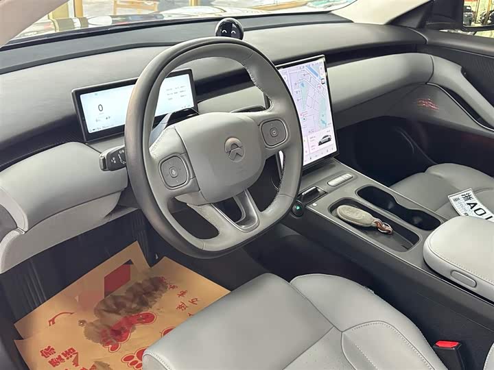 Фото 8 - Nio ET5