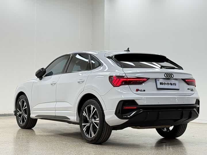 Фото 4 - Audi Q3 Sportback