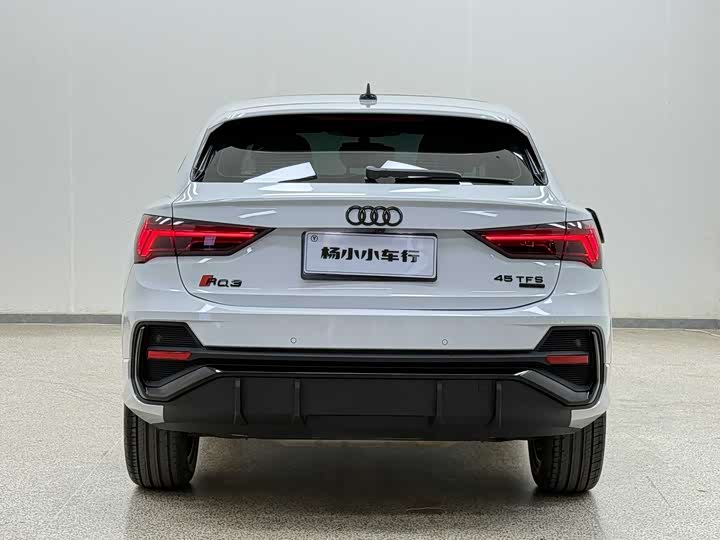 Фото 6 - Audi Q3 Sportback
