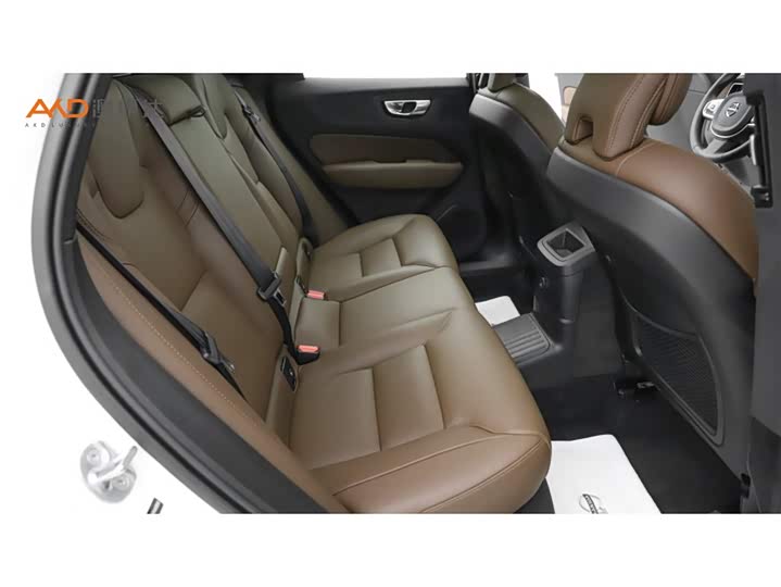 Фото 8 - Volvo XC60 Hybrid