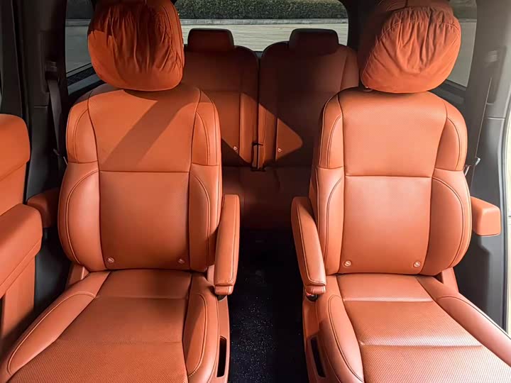 Фото 8 - LiXiang L9