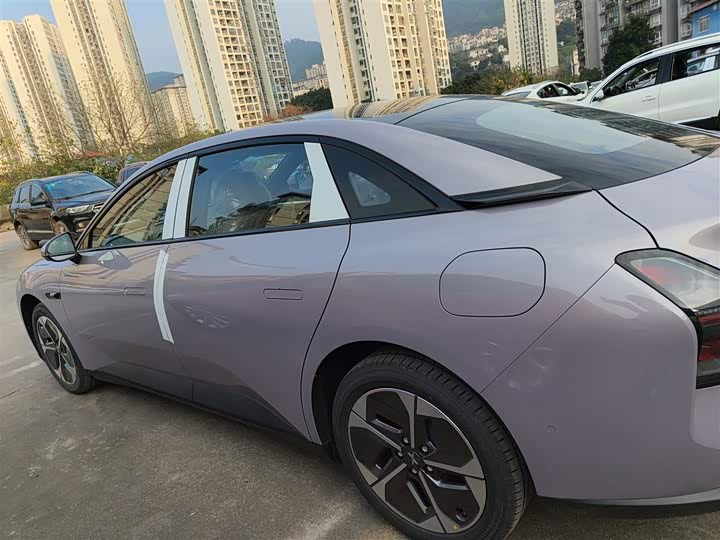 Фото 5 - XPeng Mona M03