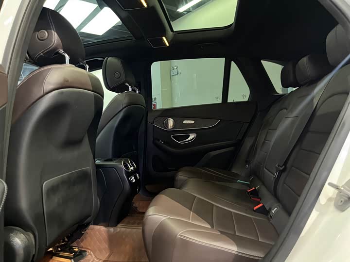 Фото 4 - Mercedes-Benz GLC-Class