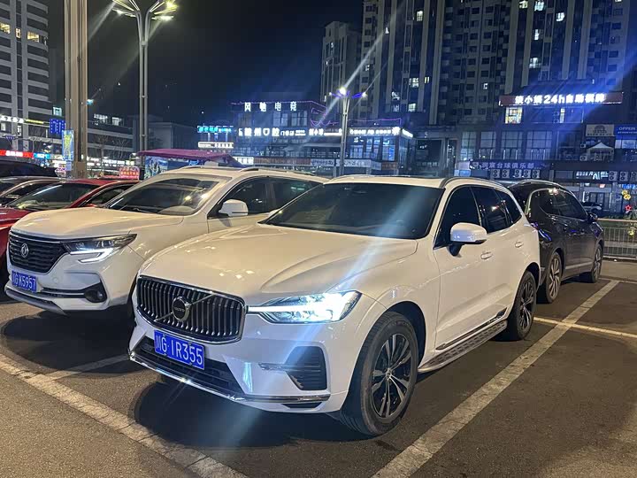 Фото 1 - Volvo XC60