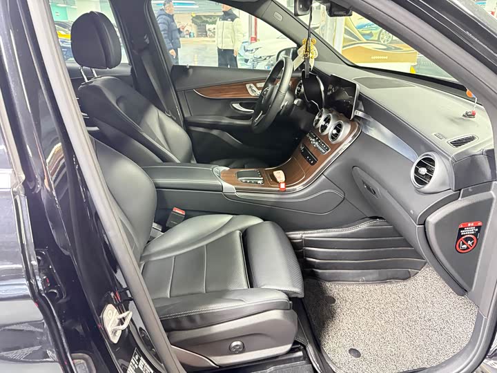 Фото 7 - Mercedes-Benz GLC-Class