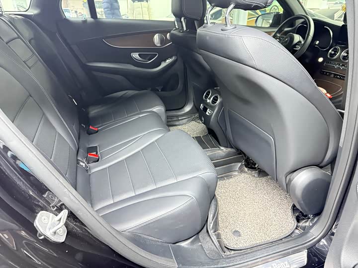 Фото 9 - Mercedes-Benz GLC-Class