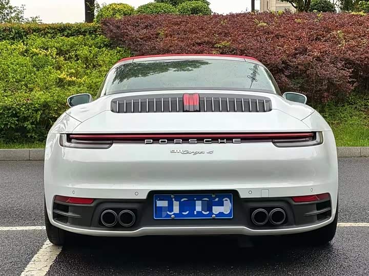 Фото 5 - Porsche 911