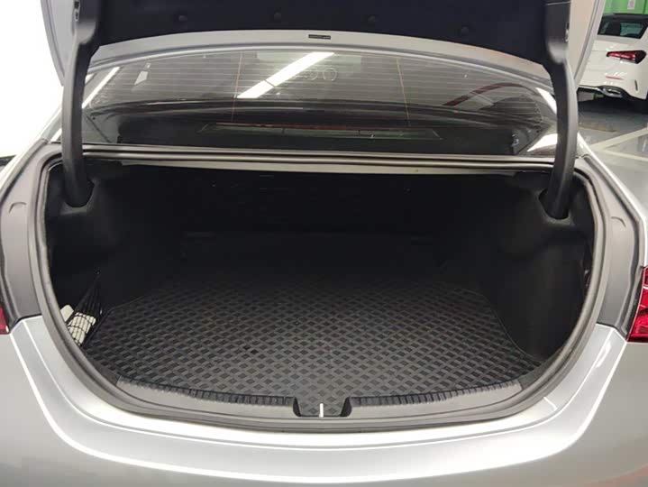 Фото 4 - Mercedes-Benz C-Class