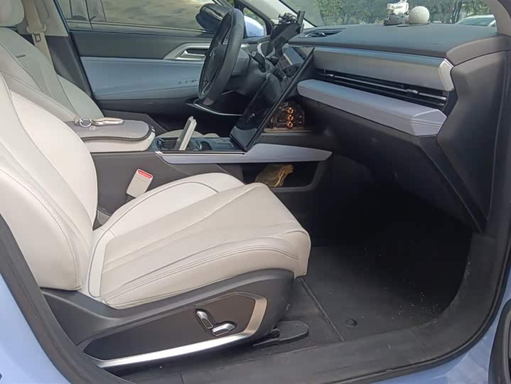 Фото 8 - XPeng P5